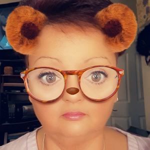 Meet your Posher, Beverly